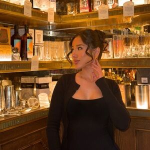 Meet your Posher, Naomi